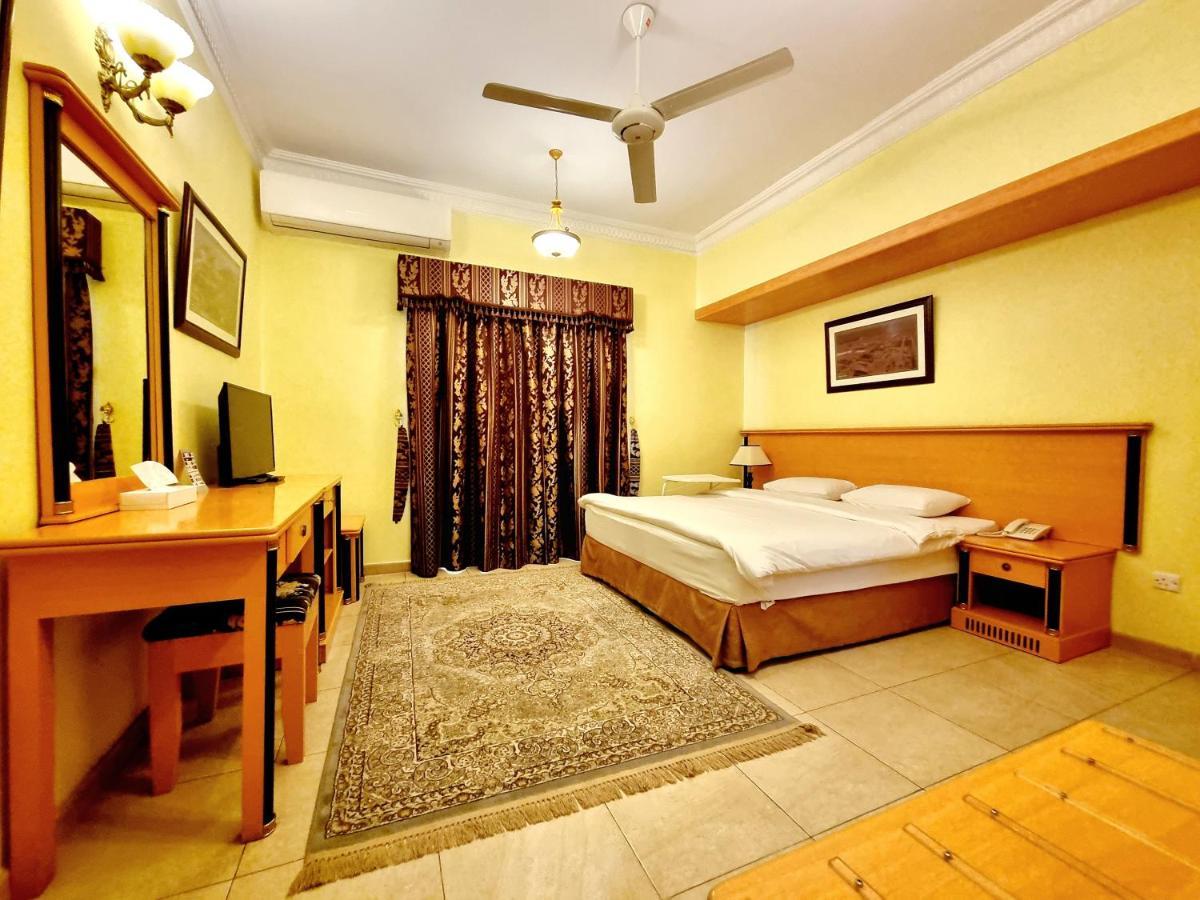 Muscat International Hotel Buitenkant foto